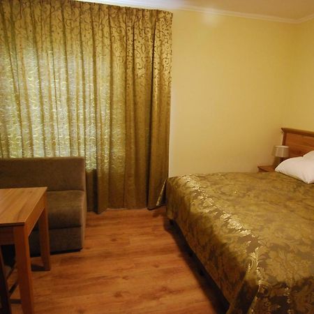 Ivanek Guest House Звиковске Подгради Экстерьер фото